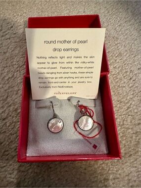 Red Envelope Iridescent Mother-of-Pearl Drop Earrings - White/Silver